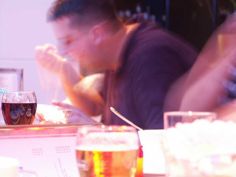 Hellogs eating 